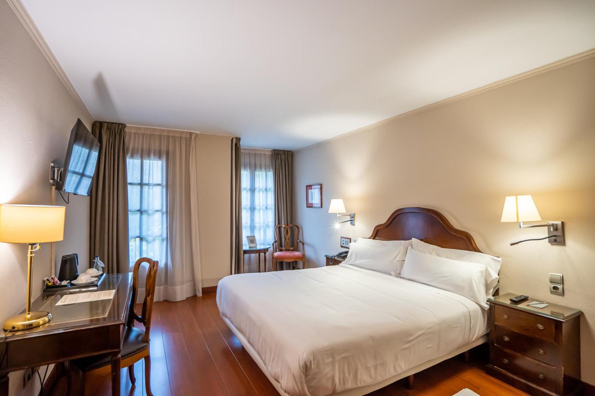 Abba Xalet Suites Hotel Sispony Eksteriør bilde